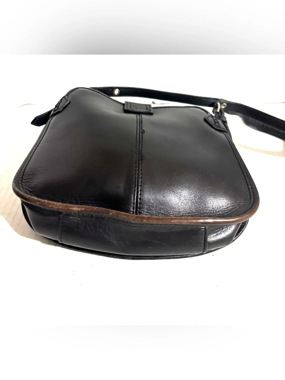 Classic Black Leather Crossbody Bag with Buckle Strap